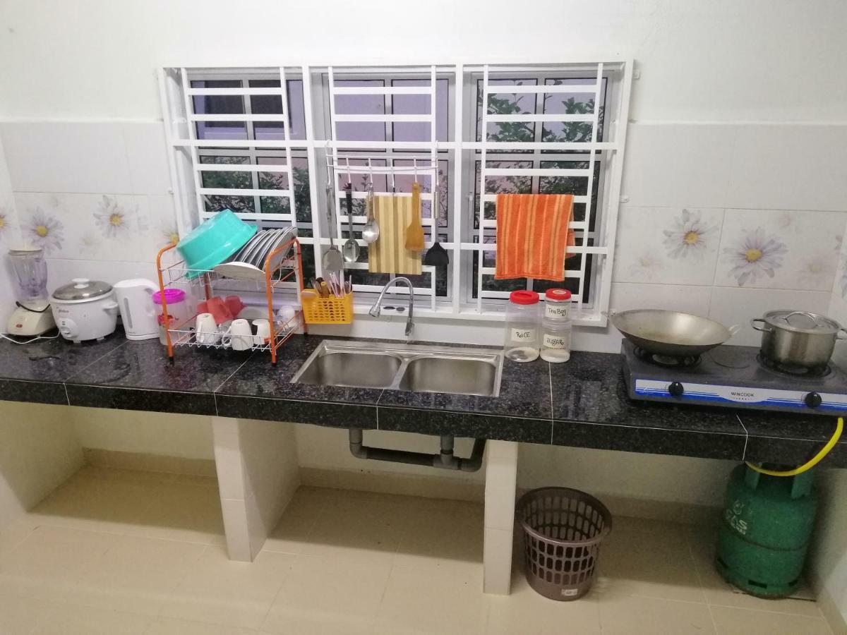 Homestay Barakah Cenang Langkawi بانتايْ تْشينانغ المظهر الخارجي الصورة